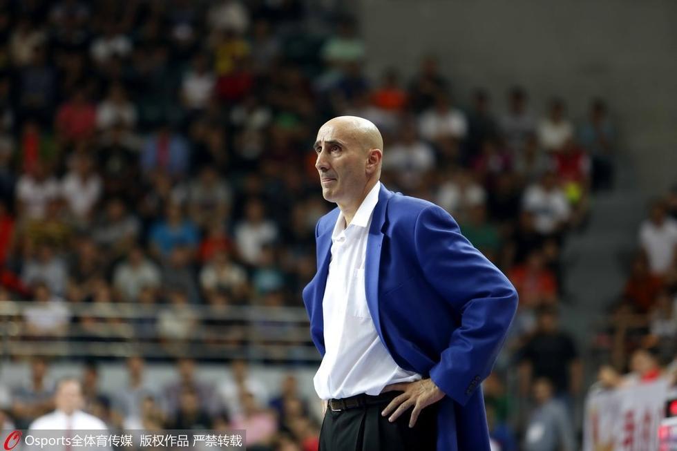  那不勒斯主帅下课，助教暂代帅位  