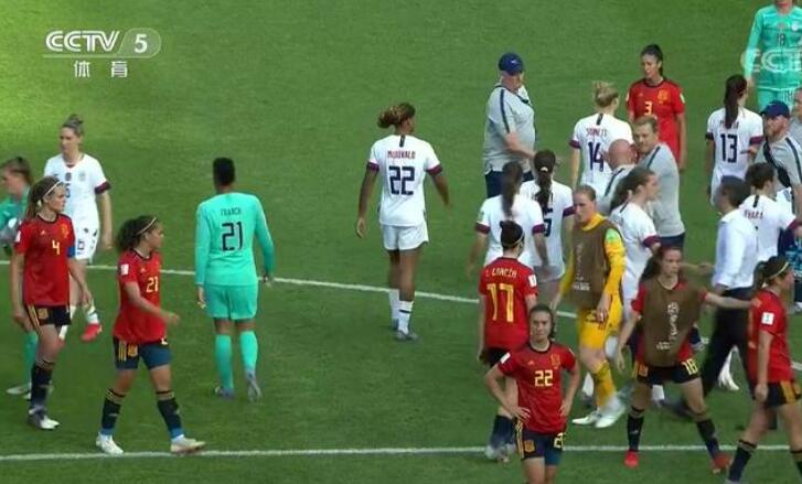  狼队韧性十足逼平曼城，防守反击成典范  