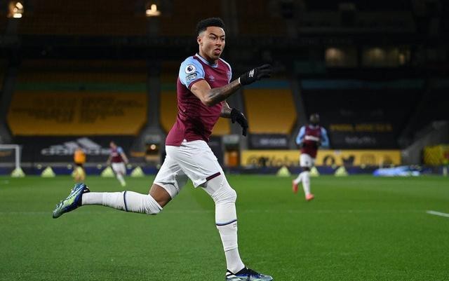  雷恩定位球战术奏效，头槌破门助球队全取三分